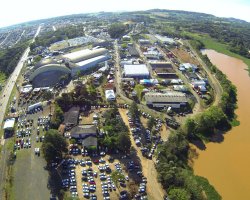  A feira ocorrerá de 06 a 15 de outubro no Parque de Exposições Tancredo de Almeida Neves, em Chapecó.
<br/> 