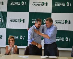 Buligon transmite cargo para Cella