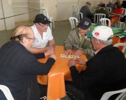 Atividades f&iacute;sicas na Cidade do Idoso