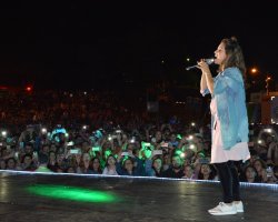 A cantora gospel trouxe mensagens de f&eacute;