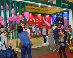 A&ccedil;&otilde;es do Outubro Rosa chamam a aten&ccedil;&atilde;o do p&uacute;blico