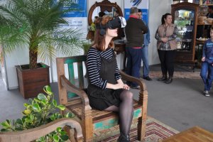 &Oacute;culos de realidade virtual &eacute; novidade no Espa&ccedil;o Turismo Sebrae/SC da EFAPI 2017