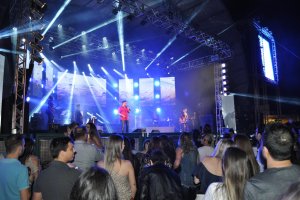 Bruno e Marrone cantam cl&aacute;ssicos do repert&oacute;rio na EFAPI 2017