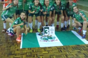 Futsal feminino leva bronze e v&ocirc;lei masculino deixa os Joguinhos Abertos