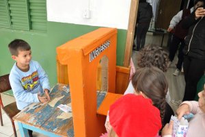 Cinema na escola: Filmes trazem conhecimentos aos pequenos