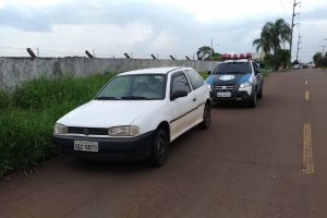 Guardas Municipais apreendem ve&iacute;culo com registro de furto