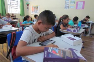 Tablets: Nova ferramenta de ensino em Chapec&oacute;