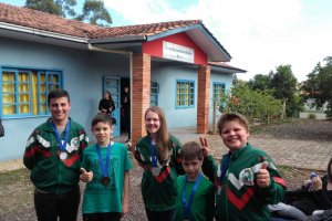Projeto Atleta do Futuro: Enxadristas conquistam medalhas