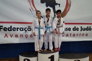 Jud&ocirc; conquista grandes resultados no Estadual