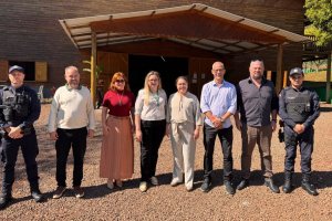 Programa M&atilde;o Amiga recebe visita de desembargadora