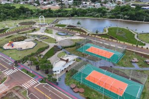 Prefeitura de Chapec&oacute; credencia `food trucks` para o parque Edir de Marco