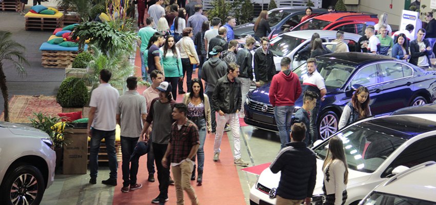 EFAPI 2017: programa&ccedil;&atilde;o de domingo e segunda