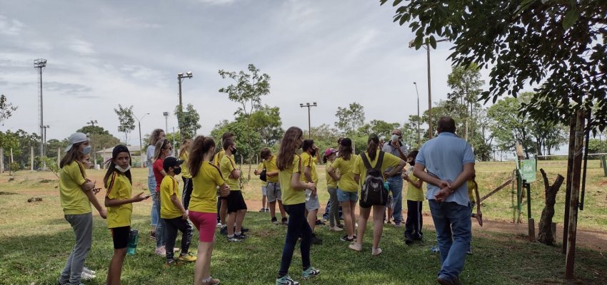 Escola de S&atilde;o Carlos visitou o Complexo Esportivo Verd&atilde;o