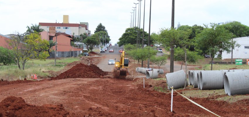 M&atilde;os &agrave; Obra: Trecho da Get&uacute;lio Vargas ganha asfalto novo 