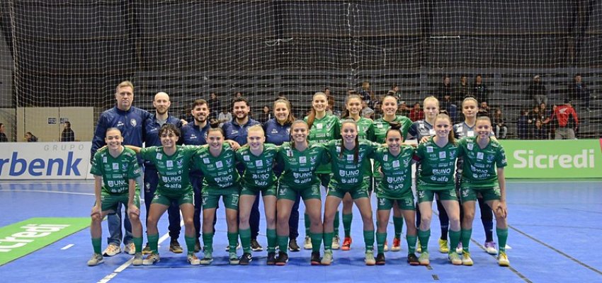 PMC/Female/Uno viaja at&eacute; Sergipe pela sexta rodada da LFF