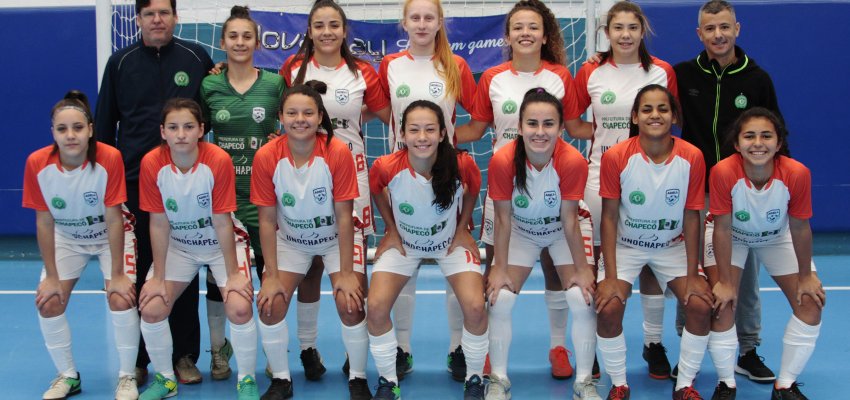 Futsal feminino de Chapec&oacute; garante vaga na final do Estadual