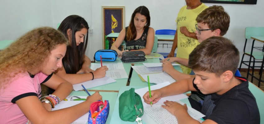 Interc&acirc;mbio cultural: Alunos de Chapec&oacute; e da Col&ocirc;mbia se correspondem por cartas