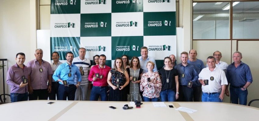 Carteiras de Identidade Funcional s&atilde;o entregues em Chapec&oacute;