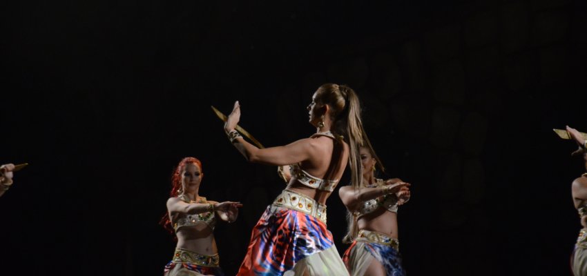 Escola de Artes oferece Workshop de Dan&ccedil;a do Ventre