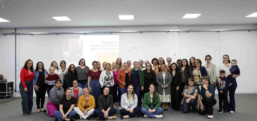 Chapecó celebra a força do fazer manual no lançamento do Programa Artesanato SC Ouro