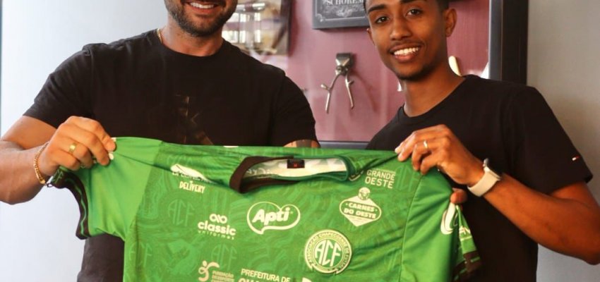 Chape Futsal anuncia ala campe&atilde;o pela sele&ccedil;&atilde;o brasileira de base