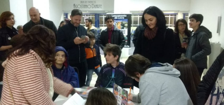 Livro traz o trabalho de artistas da Regi&atilde;o Oeste