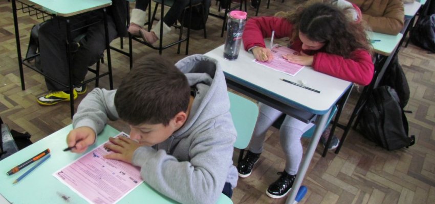 Prova da OBMEP &eacute; realizada em Chapec&oacute; 