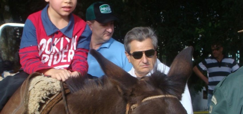Passeio a Cavalo movimenta o Verd&atilde;o