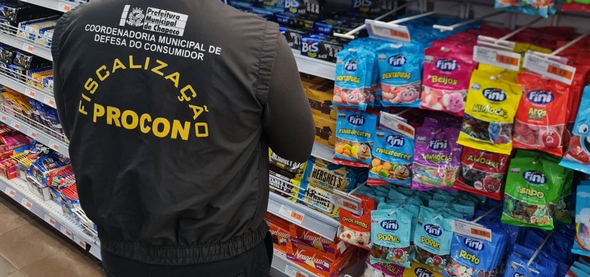 Procon realiza fiscaliza&ccedil;&atilde;o em supermercados