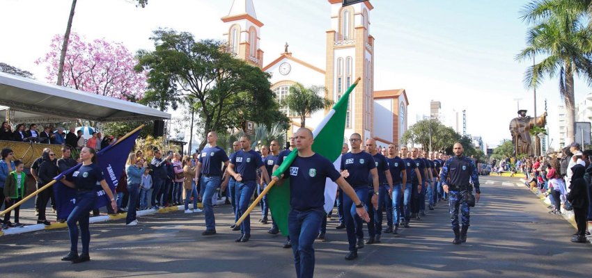 Desfile marcar&aacute; os 108 anos de Chapec&oacute; 