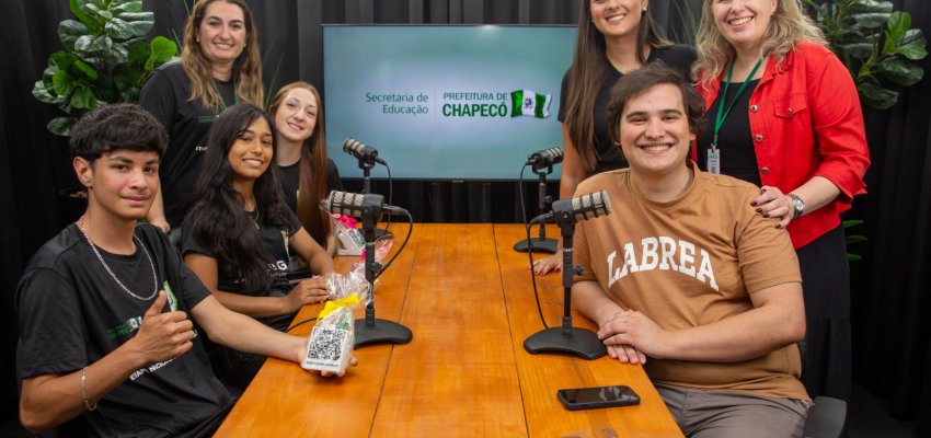 Educa Chapecó Play recebe estudantes selecionados para a etapa nacional da OBG